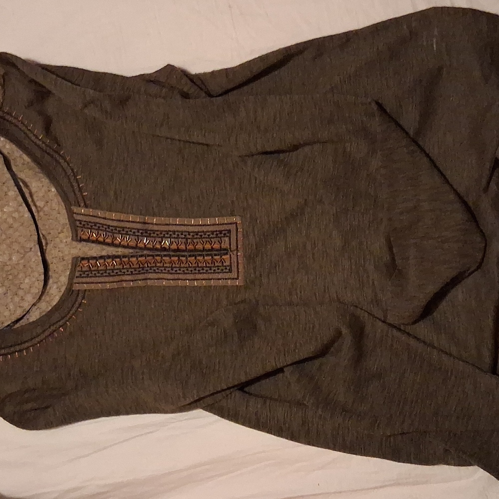 Miss Me Olive Knit Butterfly Top Size Small - Picture 7 of 9